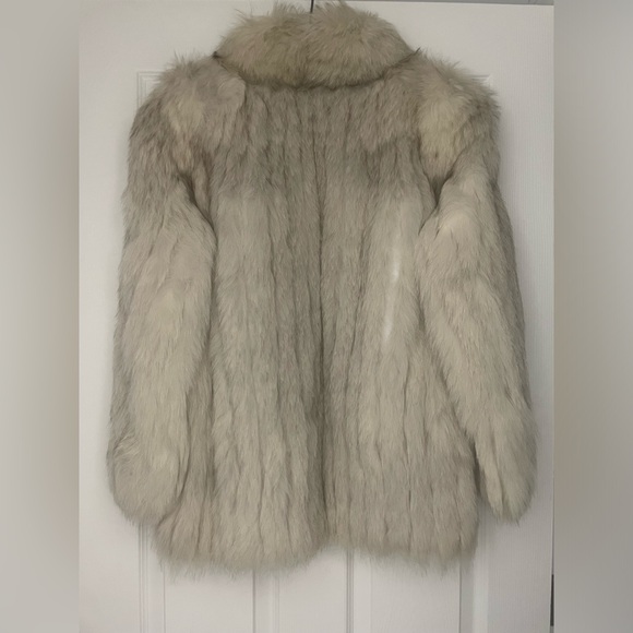 Vintage Fur Coat with Earmuffs - Picture 4 of 11